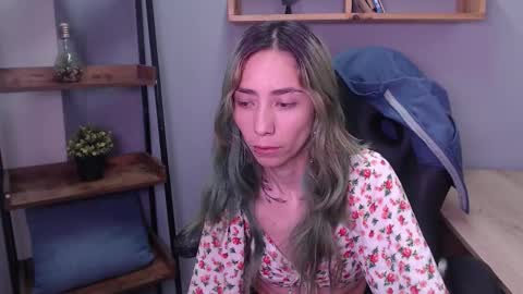 Snapshot of erika_stevens chatting on 11.20.25 E R I K A - SAGITARIO..... online show from 11.20.25