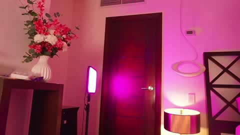 Venus Skye online show from 09.23.25