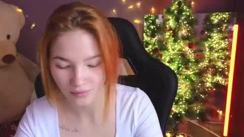 Snapshot of erikabrian chatting on 12.14.25 erikabrian online show from 12.14.25