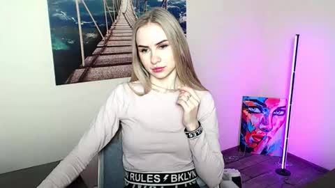 Erika online show from 04.30.26