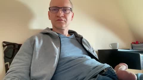 Snapshot of erikwant2 chatting on 03.23.26 erikwant2 online show from 03.23.26