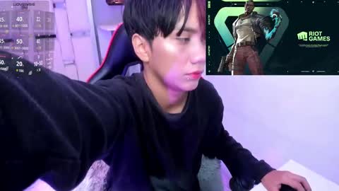 Eriol online show from 10.15.25