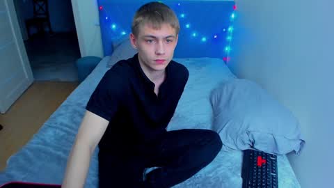 Max online show from 12.12.24