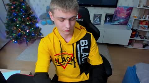 Max online show from 01.06.25