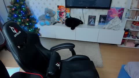 Max online show from 01.10.25