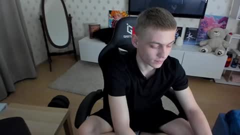 Max online show from 02.14.25