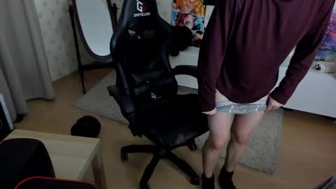 Max online show from 02.23.25