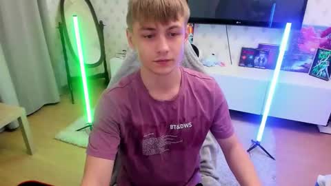 Max online show from 09.19.25