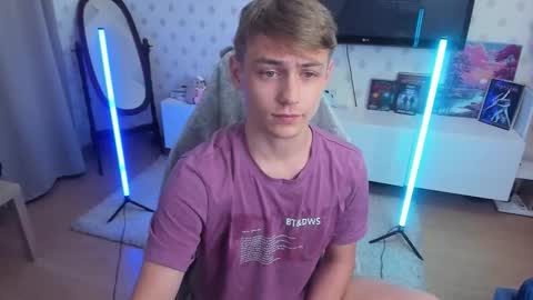 Max online show from 09.20.25