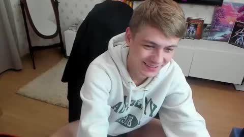 Max online show from 10.02.25