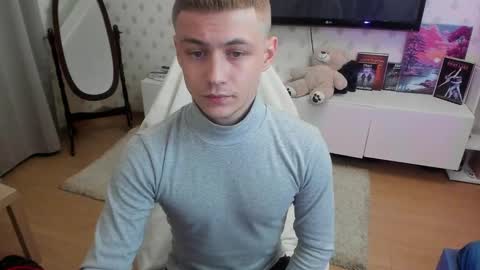 Max online show from 10.14.25