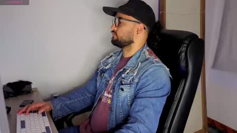 ernesto rodriguez 82 online show from 10.10.25