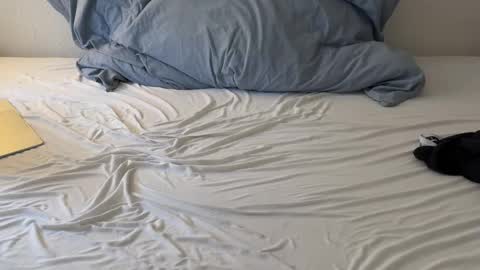 Snapshot of ernoy chatting on 02.13.26 ernoy online show from 02.13.26