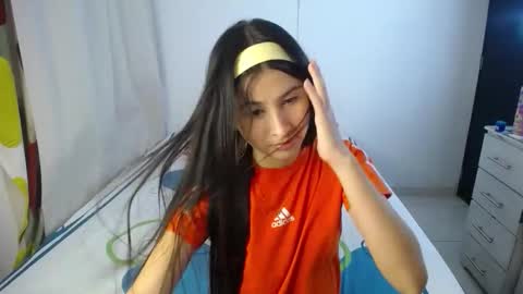 Snapshot of erosgirls_ chatting on 10.09.25 erosgirls_ online show from 10.09.25