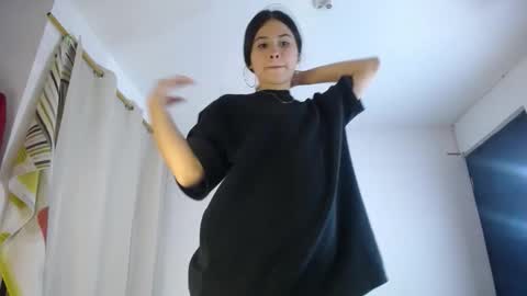 Snapshot of erosgirls_ chatting on 10.10.25 erosgirls_ online show from 10.10.25