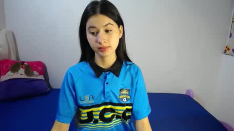 Snapshot of erosgirls_ chatting on 11.29.25 erosgirls_ online show from 11.29.25