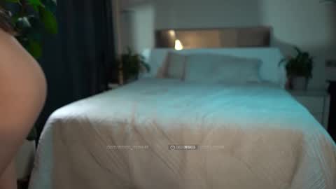 SOFIA  DAMIEN   PVT MODEL online show from 10.24.25