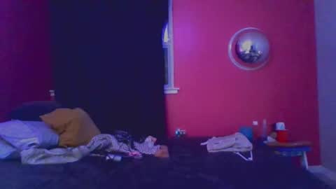 Snapshot of erotica_angel chatting on 11.30.25 Nikki Erotica online show from 11.30.25