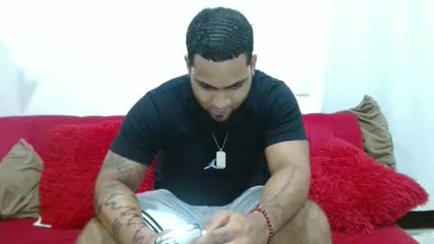 Snapshot of eroticoblack chatting on 09.24.25 Eroticoblack online show from 09.24.25