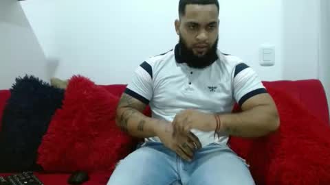 Snapshot of eroticoblack chatting on 10.06.25 Eroticoblack online show from 10.06.25