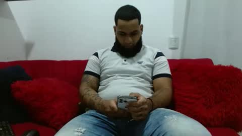 Snapshot of eroticoblack chatting on 12.01.25 Eroticoblack online show from 12.01.25