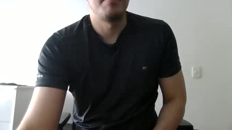 Snapshot of erra311 chatting on 11.18.25 erra311 online show from 11.18.25