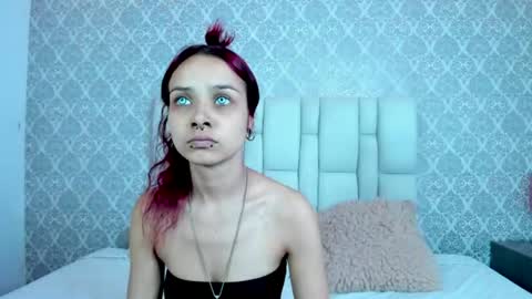 Eryz Dark Veyls online show from 07.14.26