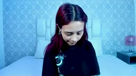Eryz Dark Veyls online show from 07.25.26