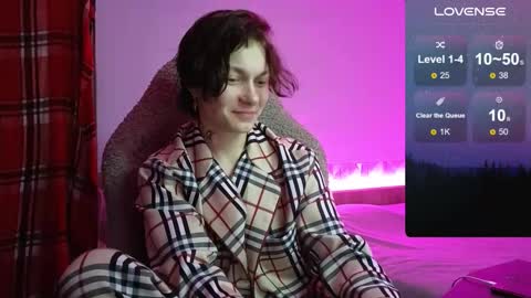 esajukyy online show from 11.02.25