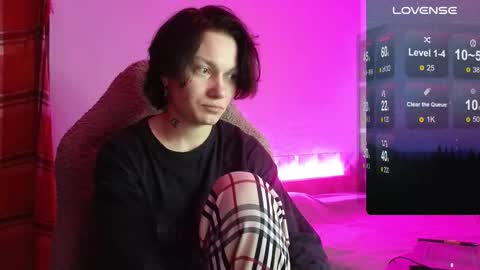 esajukyy online show from 12.17.25