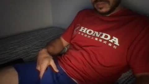 Snapshot of esc0o chatting on 05.14.26 hereforagoodtimenotalongtime online show from 05.14.26