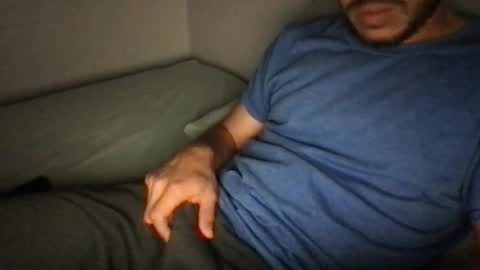 Snapshot of esc0o chatting on 06.19.26 hereforagoodtimenotalongtime online show from 06.19.26