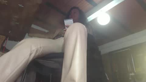 Eskela911 online show from 12.27.24