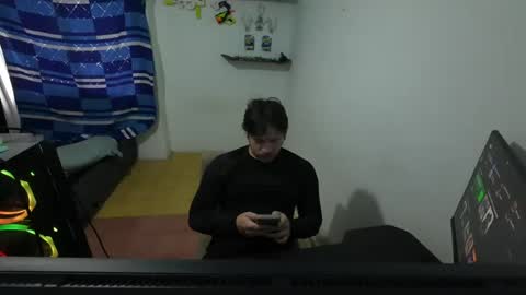 Snapshot of eskol212 chatting on 07.24.26 eskol212 online show from 07.24.26