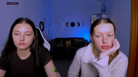 esma_shine online show from 09.30.25