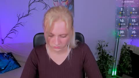 esma_shine online show from 10.09.25