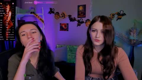 esma_shine online show from 10.22.25