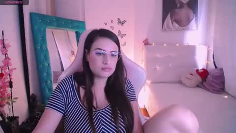 Esmeralda online show from 02.16.25