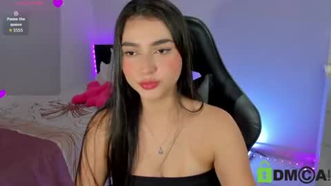 Esmeralda online show from 07.19.26