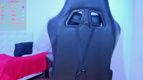 esme online show from 01.21.25