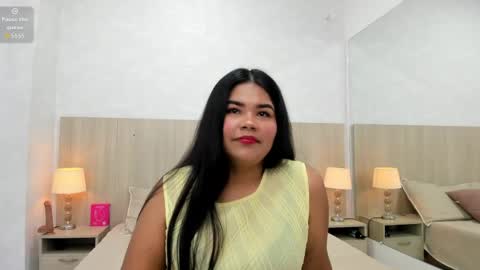 Esmeralda online show from 04.24.26