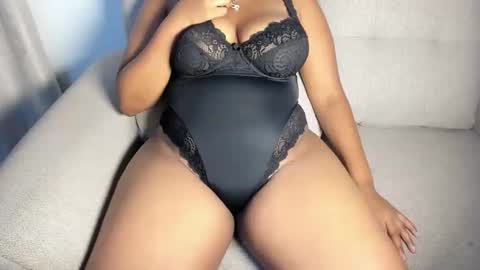 Esme online show from 01.10.26