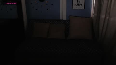 Snapshot of esmerraldaa_mia chatting on 02.24.25 Esmeralda online show from 02.24.25