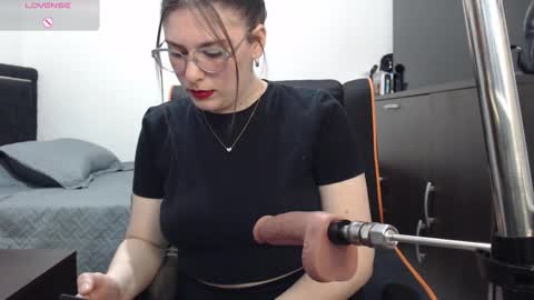 Xbebetax online show from 11.26.25