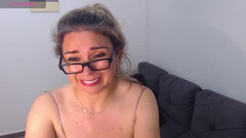 Juliana online show from 01.01.25