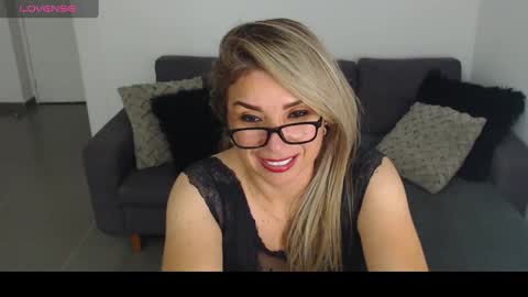 Juliana online show from 01.25.25