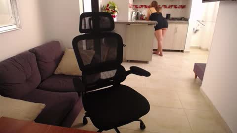 Snapshot of esperanza86_ chatting on 03.08.26 Juliana online show from 03.08.26