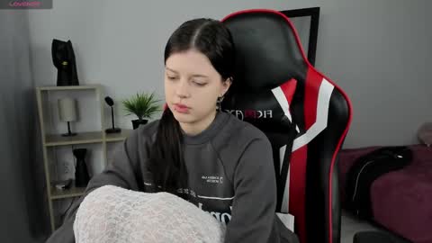 Snapshot of este_ria chatting on 12.06.24 esteria online show from 12.06.24