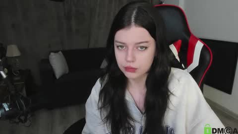 Snapshot of este_ria chatting on 01.02.25 esteria online show from 01.02.25