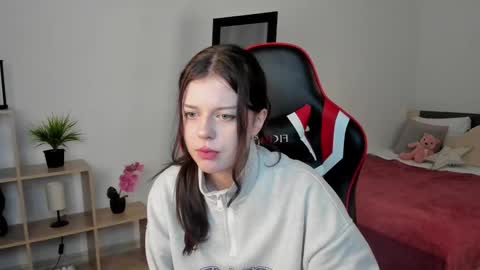 Snapshot of este_ria chatting on 01.23.25 esteria online show from 01.23.25